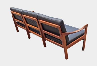 Illum Wikkelso three seat sofa produced by Eilersen, Denmark c1960